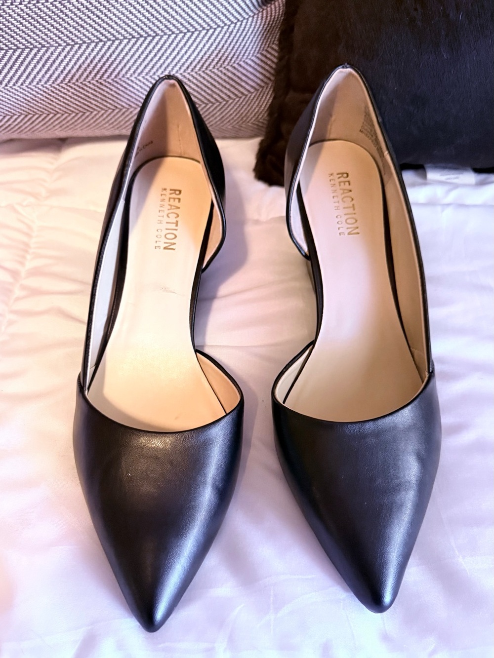 Kenneth Cole Reaction Black Pointed D'Orsay Wedge Heels